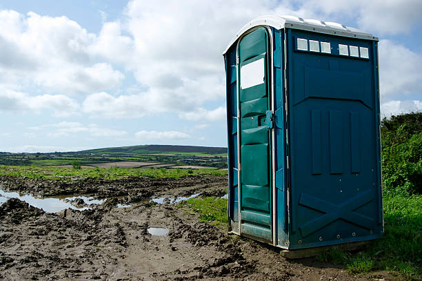 Best Portable Restroom Setup and Delivery  in Italy, TX